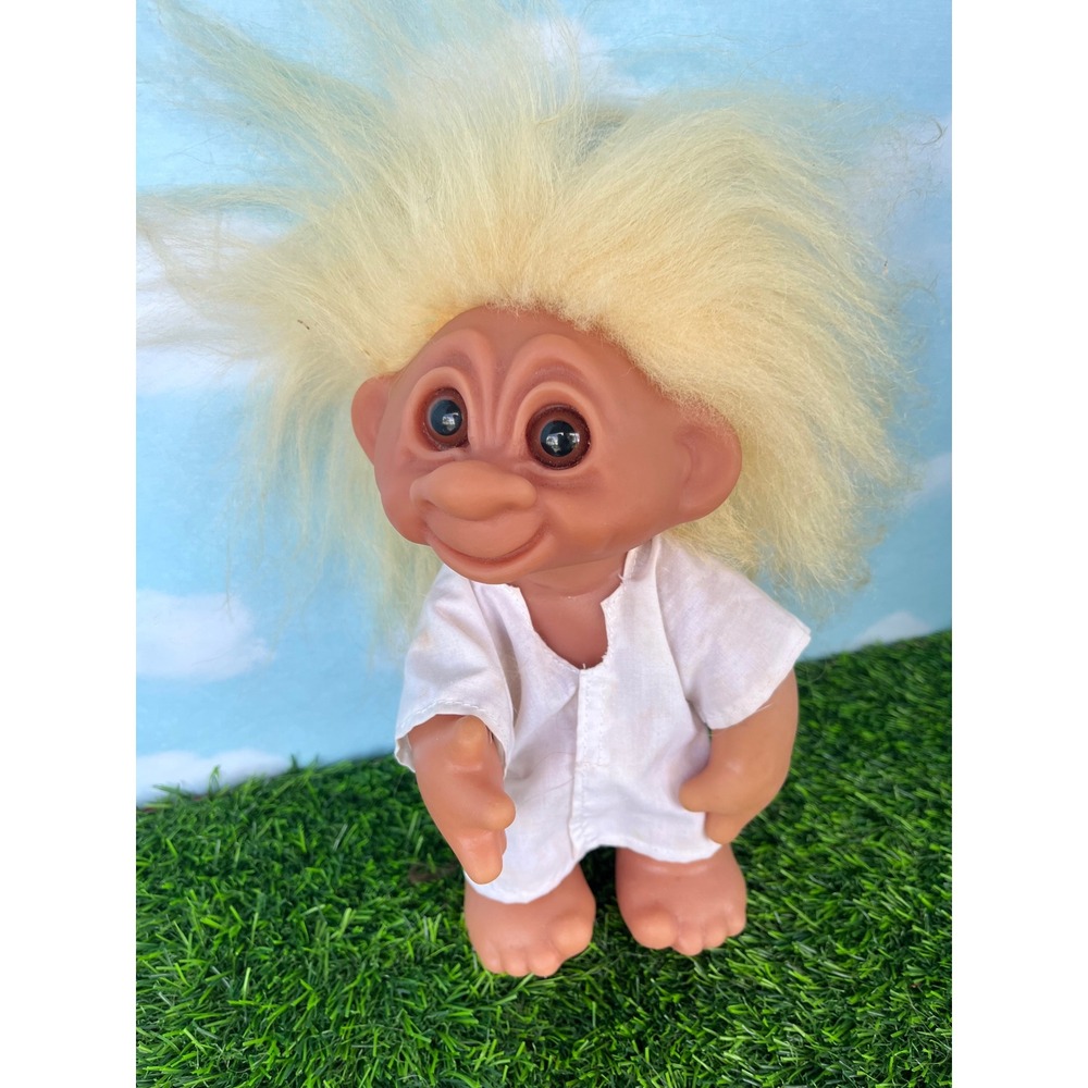 8" VINTAGE 1977 THOMAS DAM TROLL BLONDE HAIR NORFIN TOY WHITE CLOTHES DENMARK